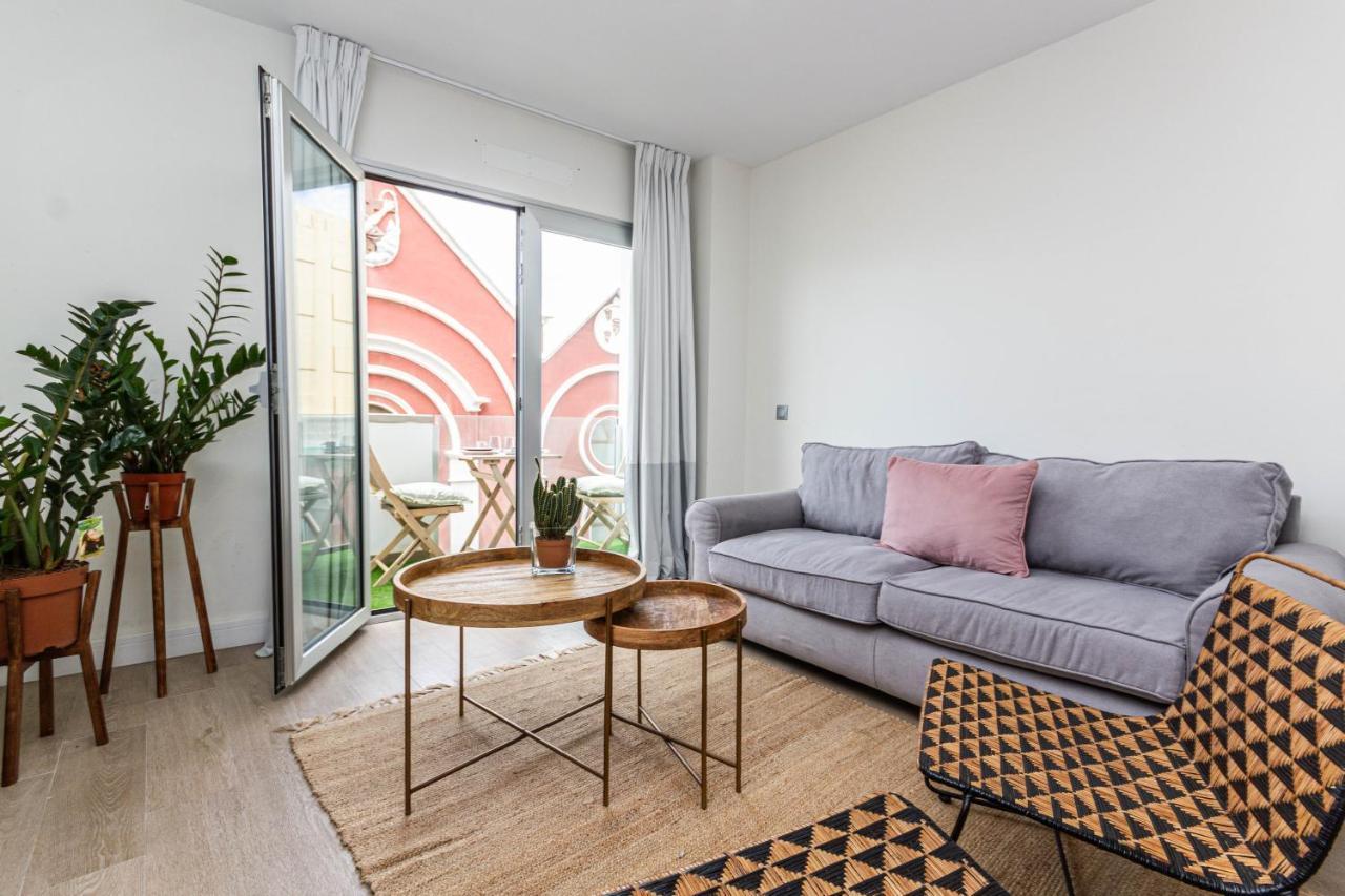 Hola Beach Suite Las Palmas de Gran Canaria Exterior photo